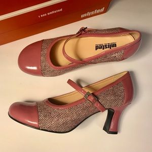 NEW Unlisted by Kenneth Cole Tweed Mary Jane Heels